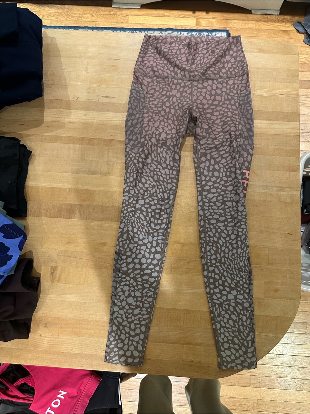 Peloton Mauve Pebble Print Print High-Waist Leggings